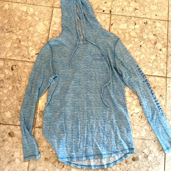 Vineyard Vines Pullover - Picture 1 of 3